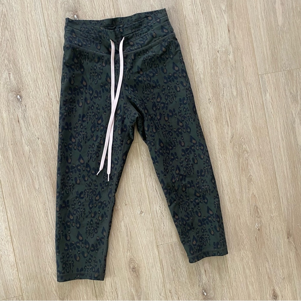 Upside capri leggings